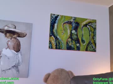webcam girl lenna_godess live cam image #10792065