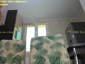 webcam girl sophydiva live cam image #3215670