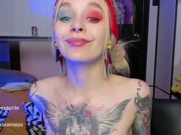 webcam girl lil_mess live cam image #3677846