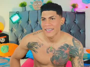 webcam couple alisson_and_jhonny live cam image #12956627