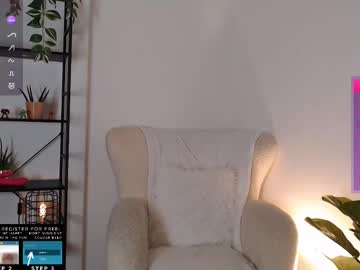 webcam girl lucylia_ live cam image #12792739