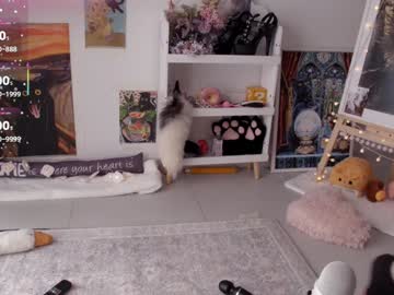 webcam girl careful_i_bite live cam image #12426522