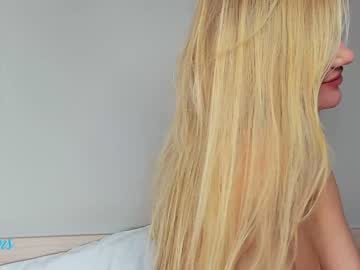 webcam girl alice_n_wooderland live cam image #7034611