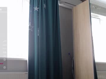 webcam girl small_blondee live cam image #7186638
