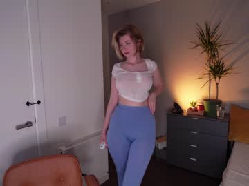 webcam girl vixenp live cam image #5970136