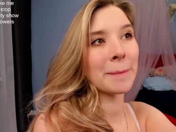 webcam girl milablush live cam image #4880615