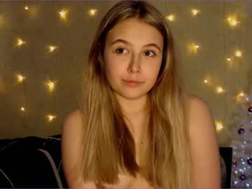 webcam girl evalozavali live cam image #8123062