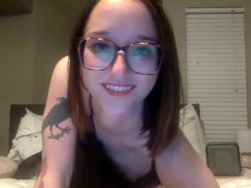 webcam girl your_little_bunnyxx live cam image #2495235