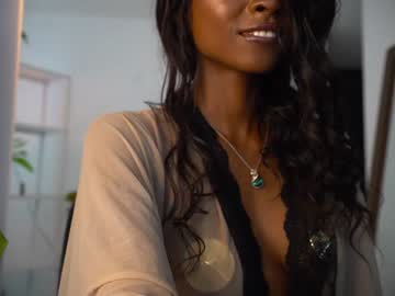 webcam girl tayraparadise live cam image #357402
