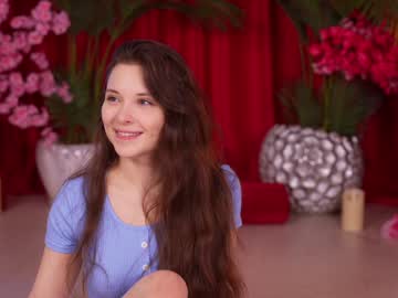 webcam girl kittycaitlin live cam image #12539116