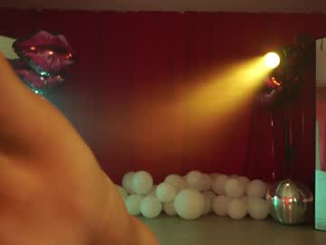 webcam girl _meganmeow_ live cam image #10548265