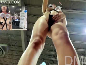 webcam girl frenchava live cam image #9802854