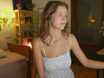 webcam girl eli_sun live cam image #10739084