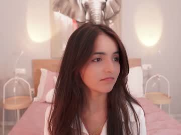 webcam girl raychell_black live cam image #9680628
