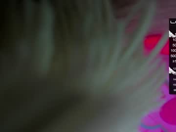webcam girl sassyt33n live cam image #2851434
