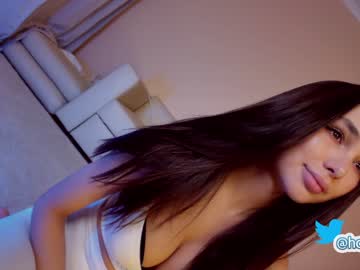 webcam girl hollyextra live cam image #4444958