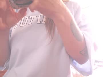 webcam girl kendalltyler live cam image #9699703