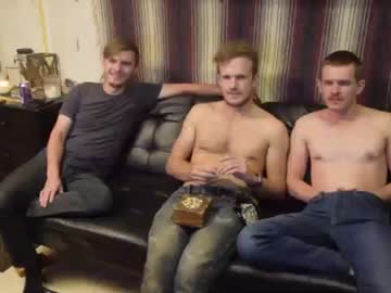 webcam man hollandhousestudios live cam image #254709