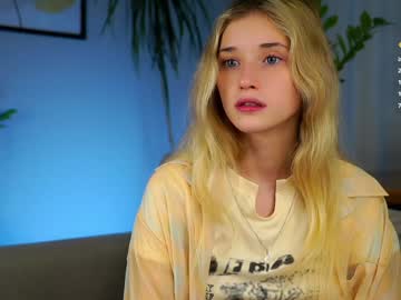 webcam girl taitehambelton live cam image #10736938