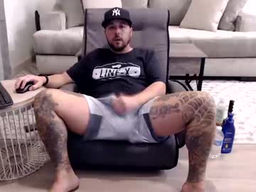 webcam man layzebigballs live cam image #4961773