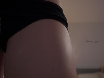webcam girl emma_land live cam image #12330062