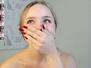 webcam girl molly__meow live cam image #8767276