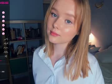 webcam girl sun_shiiine live cam image #5587756