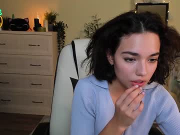 webcam girl ella_flar_ live cam image #3860248