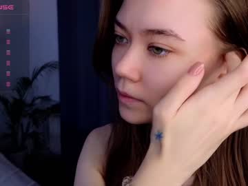 webcam girl lil_babe_ live cam image #7628277