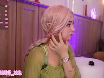 webcam girl sunny_sonnie live cam image #12268872