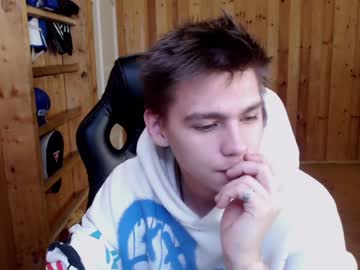 webcam man aristarkh_ live cam image #8107385