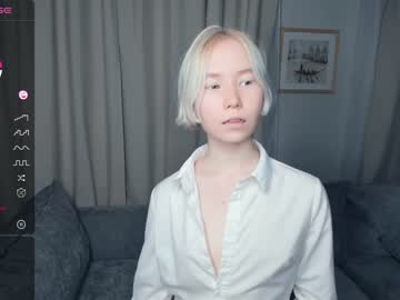 webcam girl silvergloss live cam image #7257192