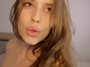 webcam girl fazeyj live cam image #12500642