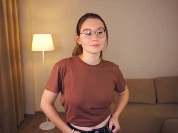 webcam girl odelynaclay live cam image #10610968