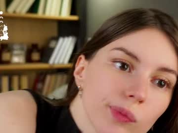 webcam girl aislyfarran live cam image #13041237
