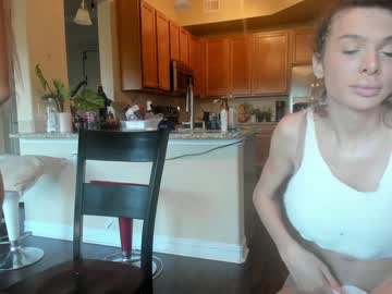 webcam tranny bigdicktrannynicole live cam image #3584513