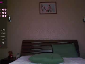 webcam girl fallen_angel_18 live cam image #8519753