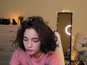 webcam girl ella_flar_ live cam image #3840055