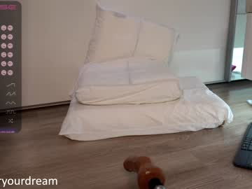 webcam girl dovia live cam image #2889414
