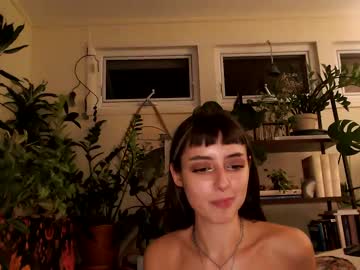 webcam girl pluto_astrology live cam image #7240849