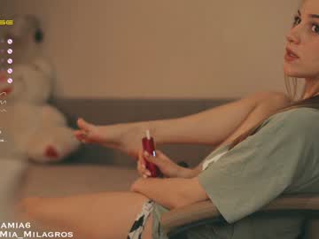 webcam girl mia_milagros live cam image #5294808