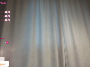 webcam girl my_eyes_higher live cam image #9516130