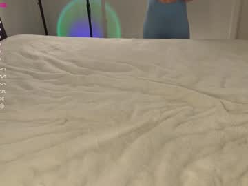 webcam girl blondehottiekerry live cam image #6413772