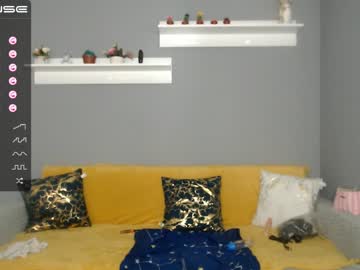 webcam girl little_v1rgin_angel live cam image #3002839