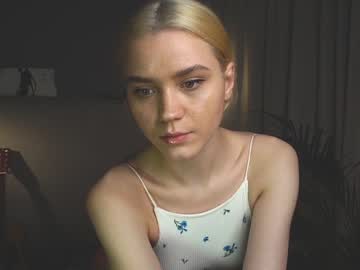webcam girl luna_ai live cam image #422579