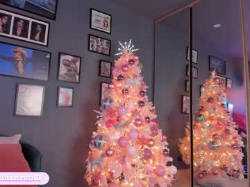webcam girl mariannacruzz live cam image #4644082