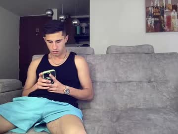 webcam man boyfriend_fuckme live cam image #12326640