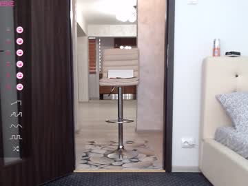 webcam girl carmela_fox live cam image #7619239