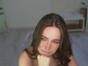 webcam girl silent_chill live cam image #9381791
