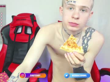 webcam man herbal_sommelier live cam image #1957037